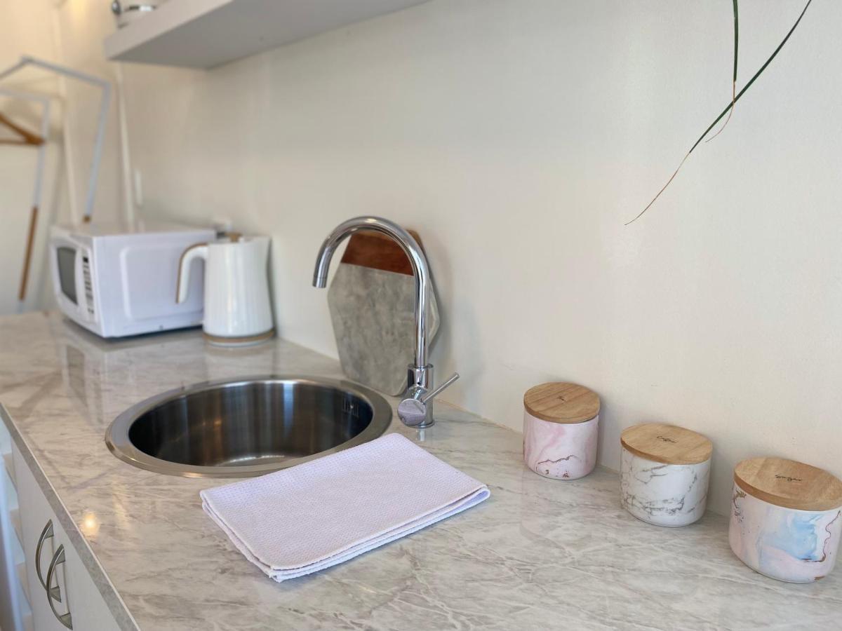 Papamoa Beach Studio Oasis Экстерьер фото