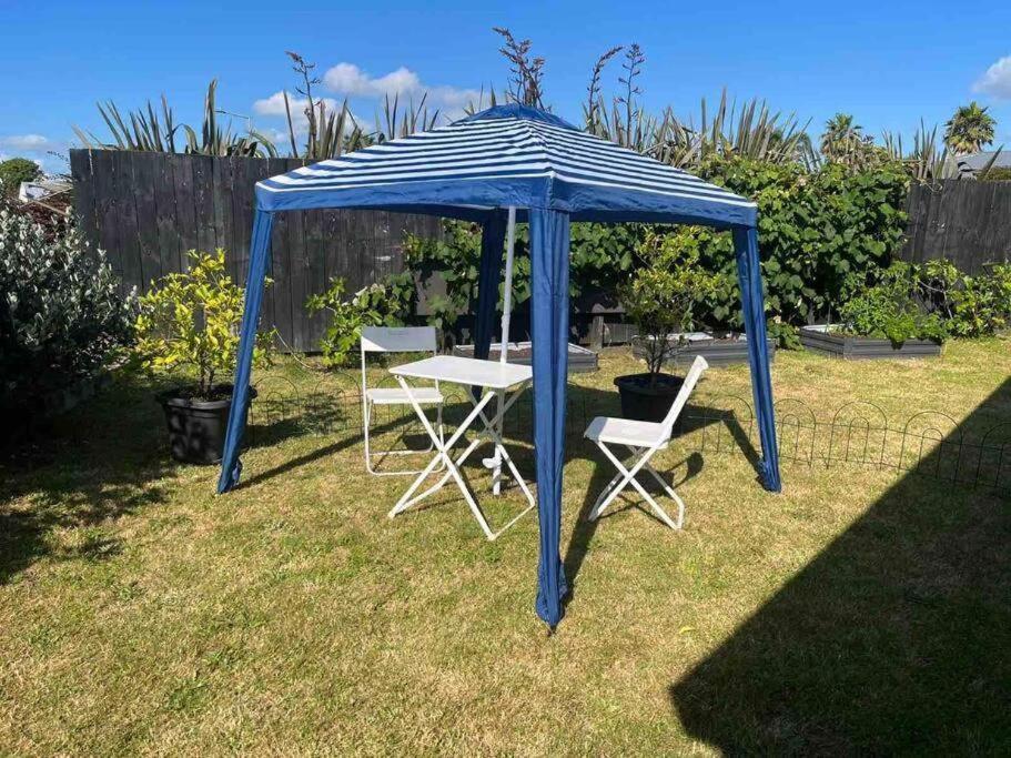 Papamoa Beach Studio Oasis Экстерьер фото